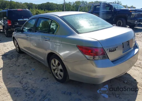 2008 Honda Accord 2.4 Ex z USA, uszkodzony, nr VIN 1HGCP26798A074680